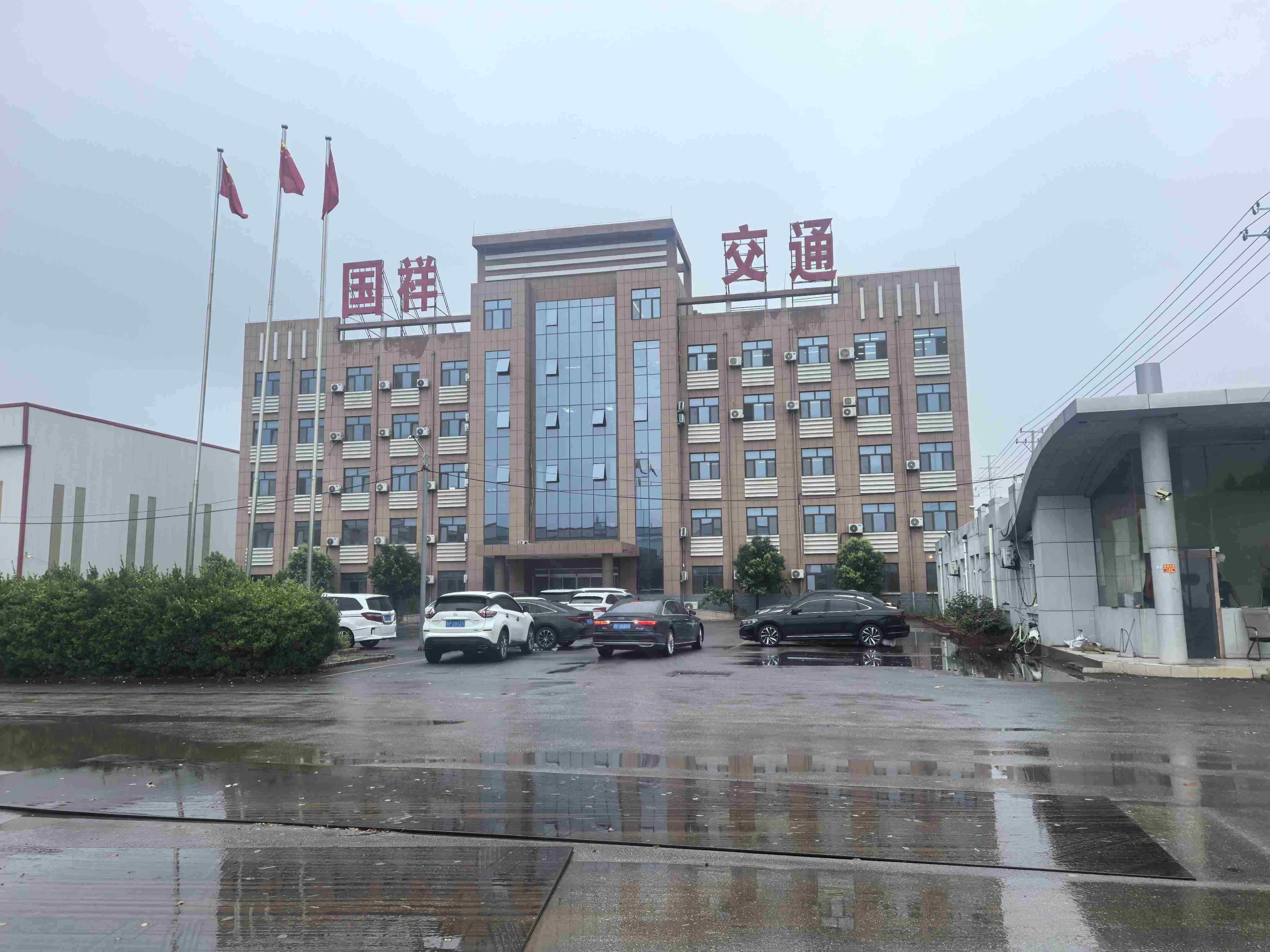 益阳市环氧锌基波形护栏浸塑波形护栏 - 哪里好